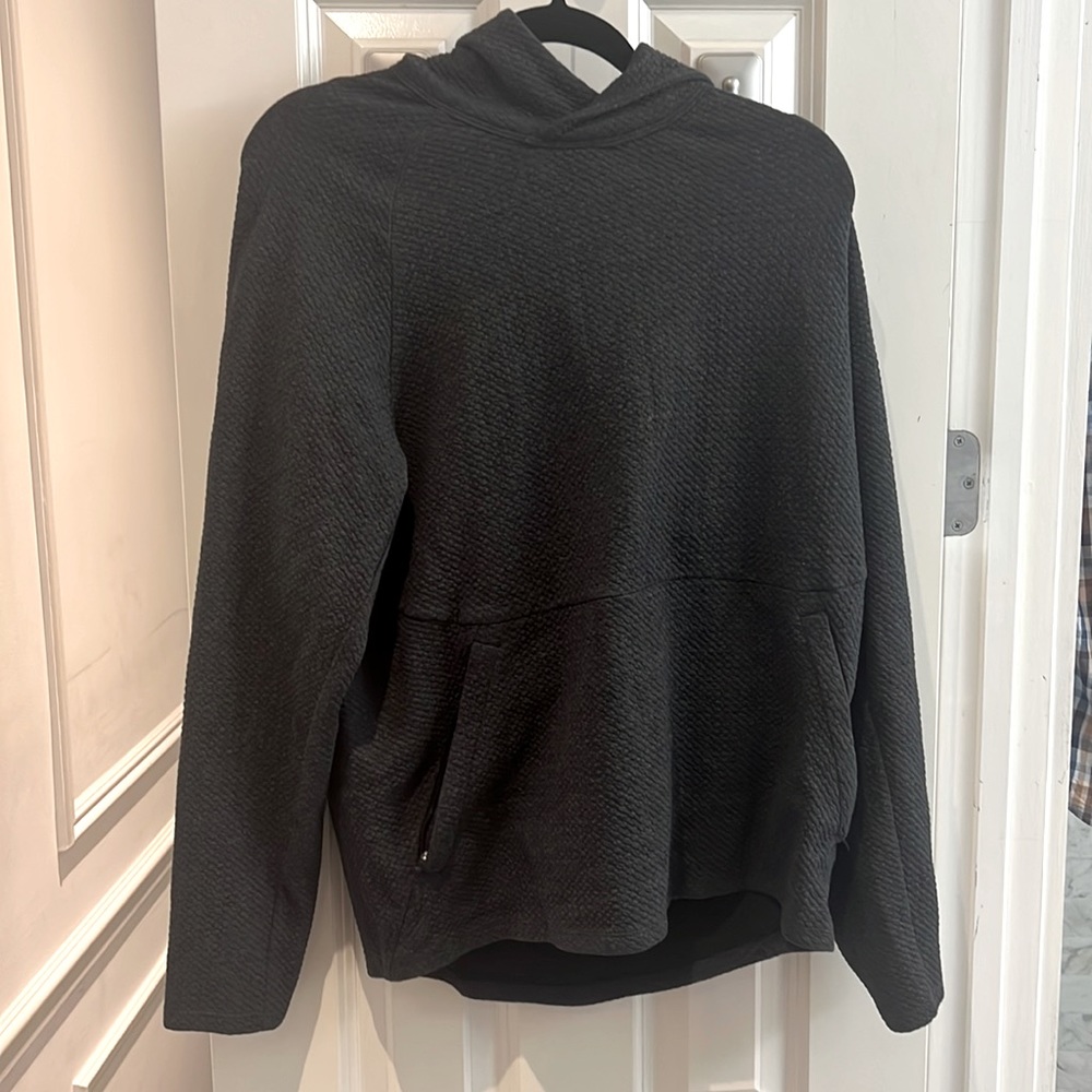 At Ease Hoddie Men’s Medium (Lululemon)